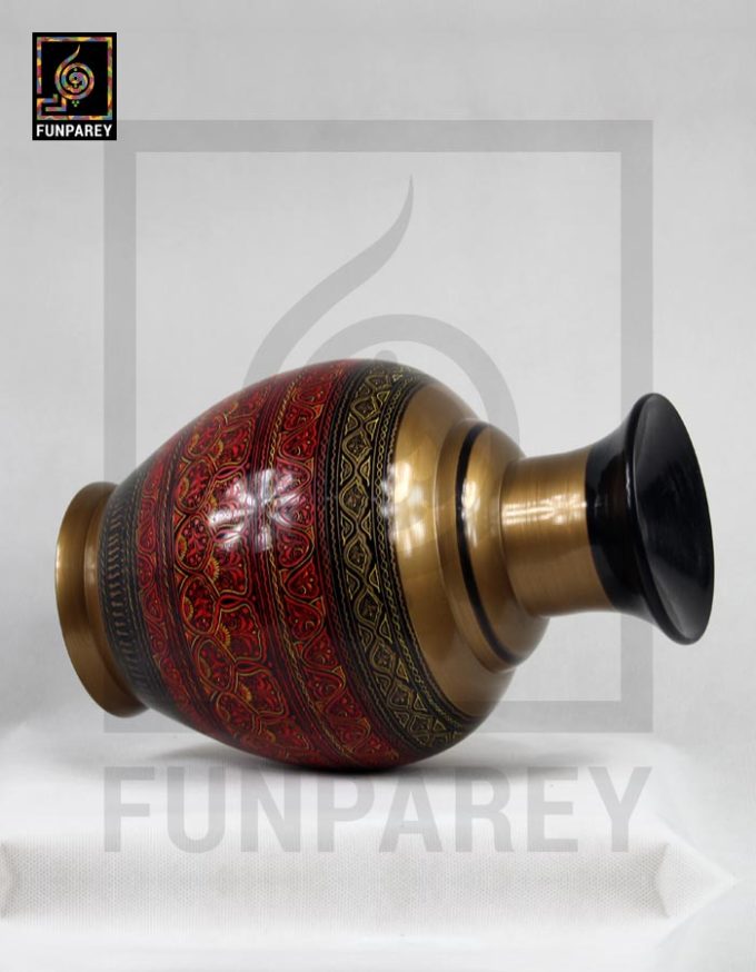 Wooden Vase Full Size Round with Lacquer Art