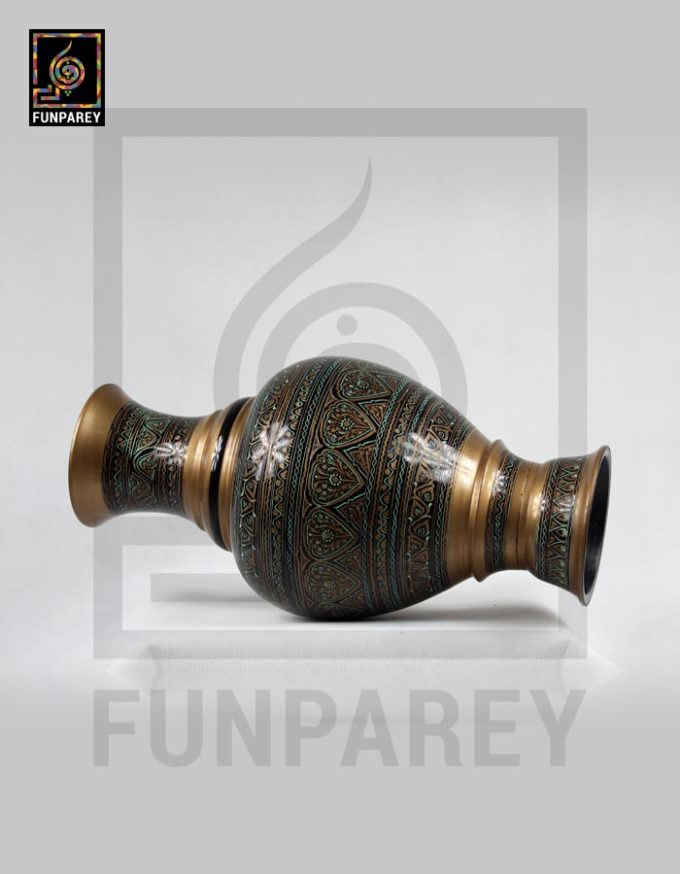 Wooden Vase 8" with Lacquer Art Single