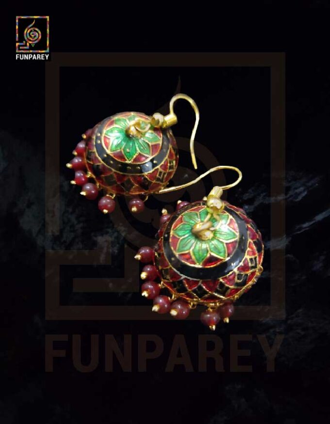 Ethnic Tribal Metallic Earrings "Czarina Shamrock"