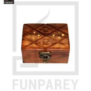 Handcrafted Rings Box With Cutwork
